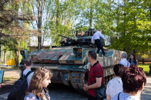 Митрополит Игнатий принял участие в торжествах в честь годовщины Великой Победы