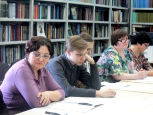 В дискуссионном клубе «ПроЧтение» прошла встреча ко Дню православной книги