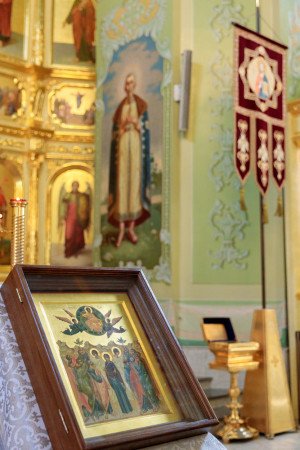 Последний звонок в в Покровской православной классической гимназии имени святого благоверного князя Александра Невского г. Саратова