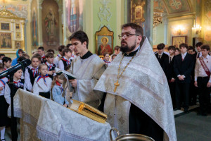 Последний звонок в в Покровской православной классической гимназии имени святого благоверного князя Александра Невского г. Саратова