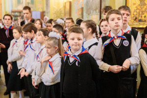 Последний звонок в в Покровской православной классической гимназии имени святого благоверного князя Александра Невского г. Саратова