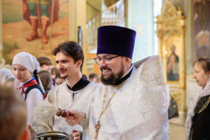 Последний звонок в в Покровской православной классической гимназии имени святого благоверного князя Александра Невского г. Саратова