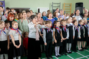 Последний звонок в в Покровской православной классической гимназии имени святого благоверного князя Александра Невского г. Саратова