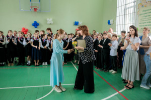 Последний звонок в в Покровской православной классической гимназии имени святого благоверного князя Александра Невского г. Саратова