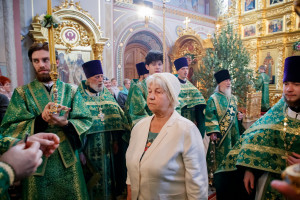 Божественная литургия и великая вечерня в Свято-Троицком кафедральном соборе г. Саратова