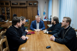 Митрополит Игнатий встретился с вице-губернатором Саратовской области Михаилом Александровичем Исаевым