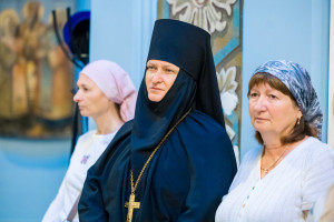 Митрополит Игнатий и митрополит Владимир совершили Божественную литургию в Свято-Духовском соборе г. Саратова