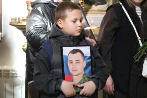 В парке Победы увековечили память погибших земляков в ходе специальной военной операции