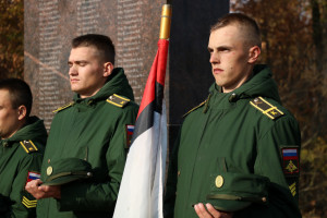 В парке Победы увековечили память погибших земляков в ходе специальной военной операции