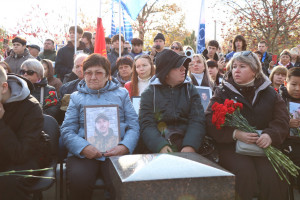 В парке Победы увековечили память погибших земляков в ходе специальной военной операции