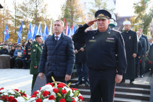 В парке Победы увековечили память погибших земляков в ходе специальной военной операции
