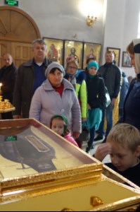 Мощам святителя Иннокентия, епископа Саратовского и Пензенского, поклонились верующие Аткарска и Петровска