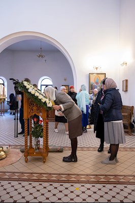 Митрополит Игнатий совершил всенощное бдение в храме преподобного Сергия Радонежского г. Саратова