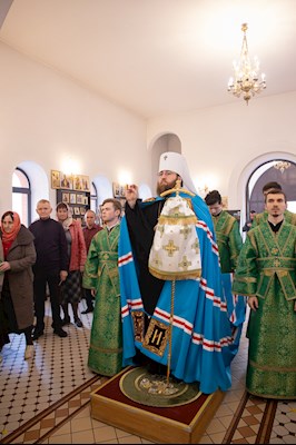 Митрополит Игнатий совершил всенощное бдение в храме преподобного Сергия Радонежского г. Саратова