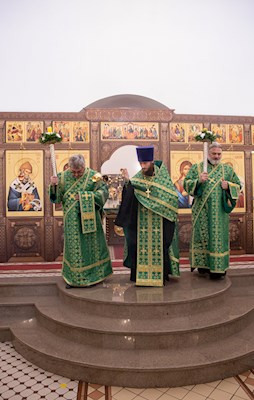 Митрополит Игнатий совершил всенощное бдение в храме преподобного Сергия Радонежского г. Саратова