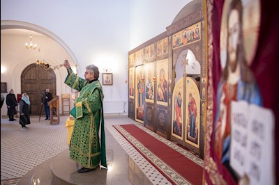 Митрополит Игнатий совершил всенощное бдение в храме преподобного Сергия Радонежского г. Саратова