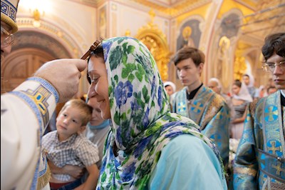 Божественная литургия в Свято-Троицком кафедральном соборе г. Саратова