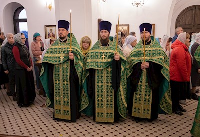 Митрополит Игнатий совершил всенощное бдение в храме преподобного Сергия Радонежского г. Саратова