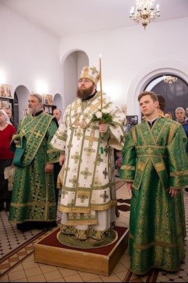 Митрополит Игнатий совершил всенощное бдение в храме преподобного Сергия Радонежского г. Саратова