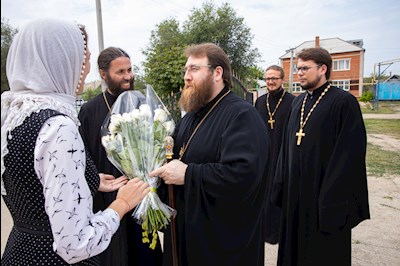 Митрополит Игнатий посетил храмы Вольского благочиния
