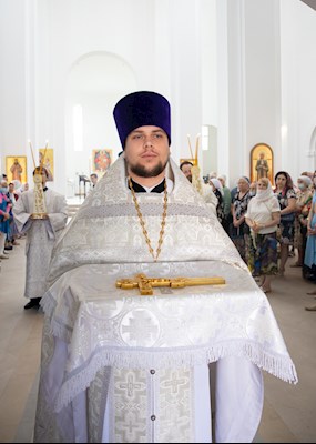 Митрополит Игнатий совершил малое освящение храма святителя Тихона Задонского г. Саратова и Божественную литургию в новоосвященном храме