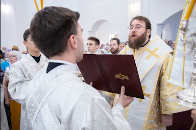 Митрополит Игнатий совершил малое освящение храма святителя Тихона Задонского г. Саратова и Божественную литургию в новоосвященном храме