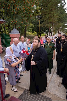 Митрополит Игнатий посетил храмы Вольского благочиния