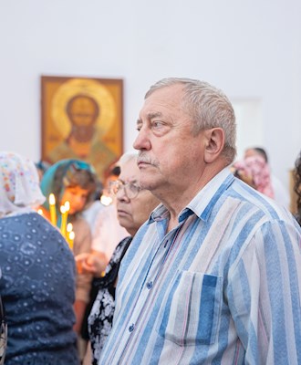 Митрополит Игнатий совершил малое освящение храма святителя Тихона Задонского г. Саратова и Божественную литургию в новоосвященном храме