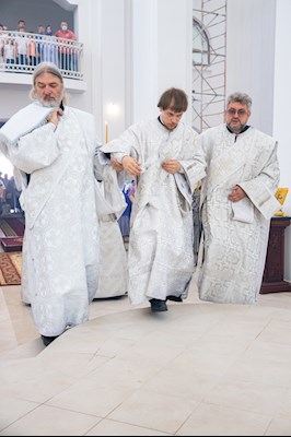 Митрополит Игнатий совершил малое освящение храма святителя Тихона Задонского г. Саратова и Божественную литургию в новоосвященном храме