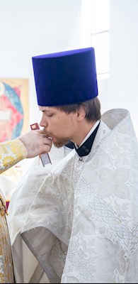 Митрополит Игнатий совершил малое освящение храма святителя Тихона Задонского г. Саратова и Божественную литургию в новоосвященном храме