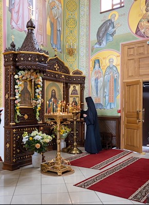 Митрополит Игнатий совершил Божественную литургию в Свято-Иоанновском женском монастыре с. Алексеевка Хвалынского района