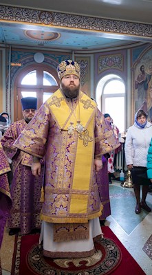Митрополит Игнатий совершил Божественную литургию в храме Всех святых, в земле Русской просиявших, г. Саратова