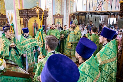Митрополит Игнатий совершил Божественную литургию в Свято-Иоанновском женском монастыре с. Алексеевка Хвалынского района