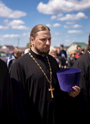 Митрополит Игнатий освятил кресты, купола и колокола Ильинского храма с. Лопуховка Аткарского района