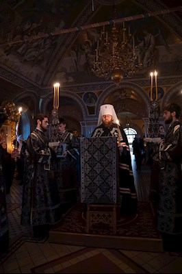 Митрополит Игнатий совершил великое повечерие с чтением канона преподобного Андрея Критского в Свято-Троицком кафедральном соборе г. Саратова