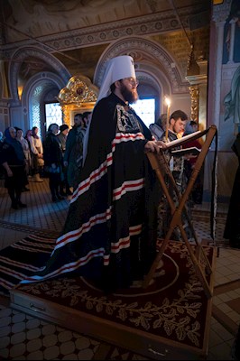 Митрополит Игнатий совершил великое повечерие с чтением канона преподобного Андрея Критского в Свято-Троицком кафедральном соборе г. Саратова