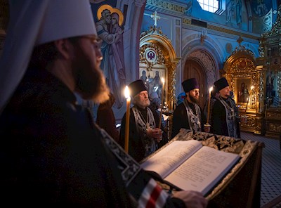 Митрополит Игнатий совершил великое повечерие с чтением канона преподобного Андрея Критского в Свято-Троицком кафедральном соборе г. Саратова