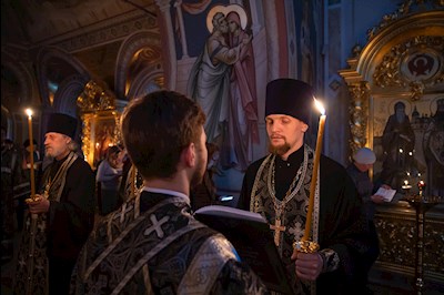 Митрополит Игнатий совершил великое повечерие с чтением канона преподобного Андрея Критского в Свято-Троицком кафедральном соборе г. Саратова