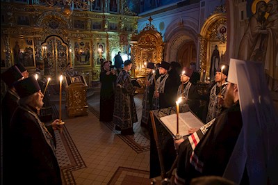 Митрополит Игнатий совершил великое повечерие с чтением канона преподобного Андрея Критского в Свято-Троицком кафедральном соборе г. Саратова