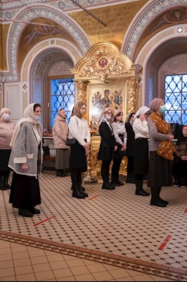 Митрополит Игнатий совершил великую вечерню в соединении с Литургией святителя Василия Великого в Свято-Троицком соборе г. Саратова