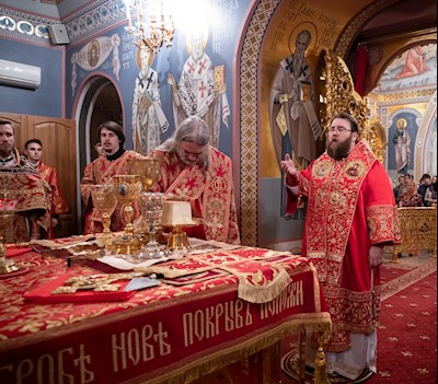 Митрополит Игнатий совершил ночное пасхальное богослужение