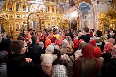 Митрополит Игнатий совершил ночное пасхальное богослужение