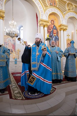 Митрополит Игнатий совершил молебен перед иконой Божией Матери «Победительная»