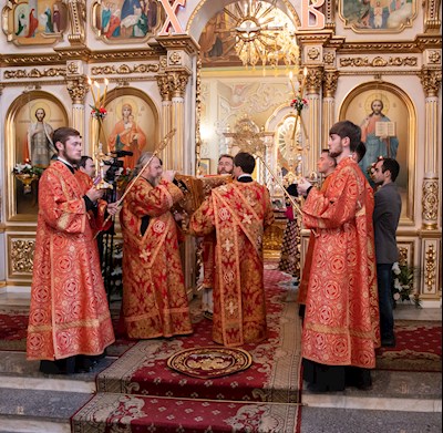 Митрополит Игнатий совершил Великую пасхальную вечерню в Покровском соборе г. Саратова