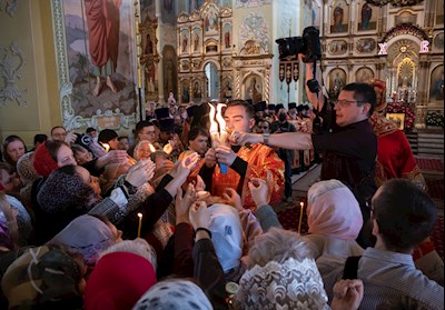 Митрополит Игнатий совершил Великую пасхальную вечерню в Покровском соборе г. Саратова