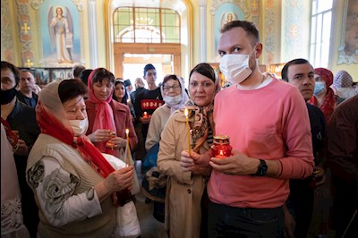 Митрополит Игнатий совершил Великую пасхальную вечерню в Покровском соборе г. Саратова