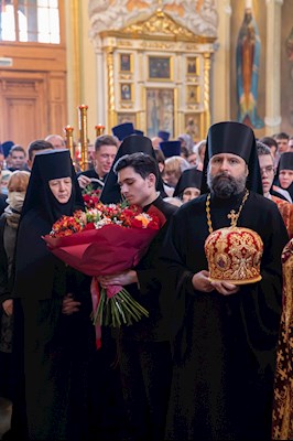 Митрополит Игнатий совершил Великую пасхальную вечерню в Покровском соборе г. Саратова