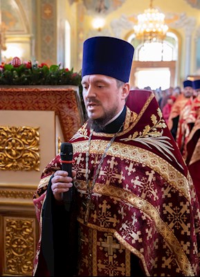 Митрополит Игнатий совершил Великую пасхальную вечерню в Покровском соборе г. Саратова