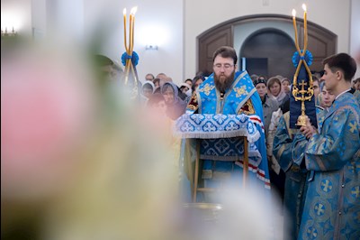 Митрополит Игнатий совершил молебен перед иконой Божией Матери «Победительная»