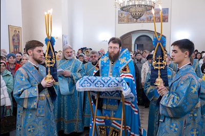 Митрополит Игнатий совершил молебен перед иконой Божией Матери «Победительная»